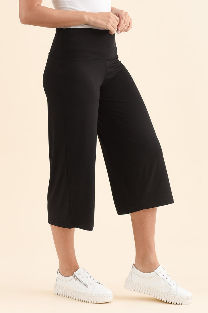 Cassie Black Bamboo Cropped Pants,Side,Brunette model,alt text|model:MJ