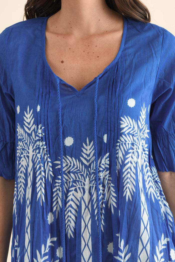 Cayman Cobalt Beach Cotton Tunic Dress,Detail,Brunette model,alt text|model:MJ