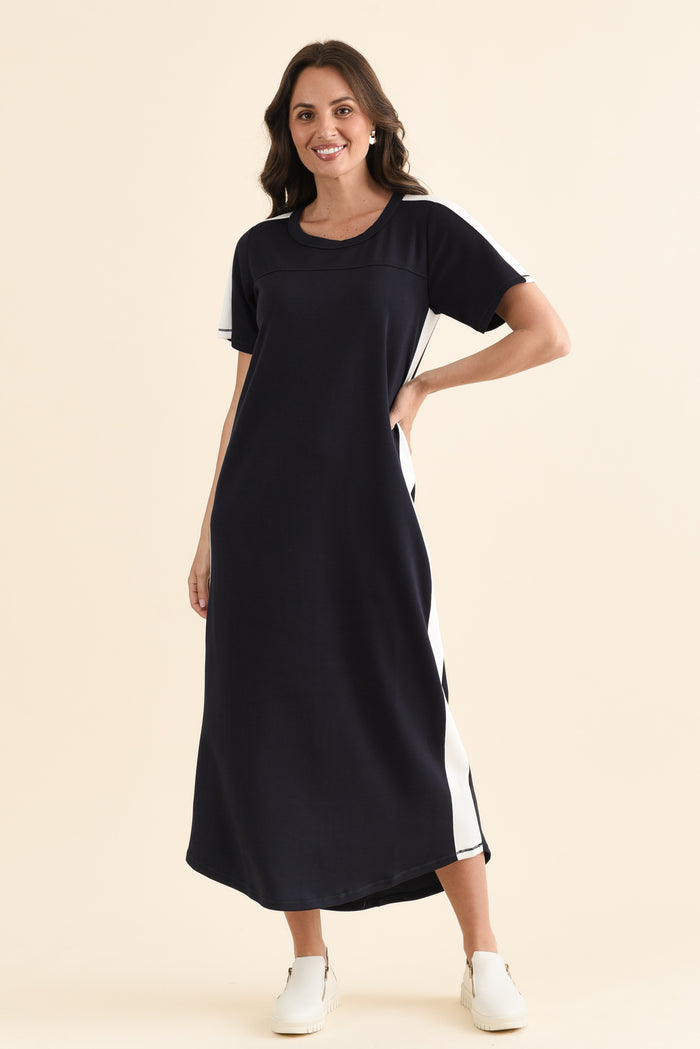 Chicago Navy Stripe Tee Dress,brunette model,Full Outfit,alt text|model:MJ