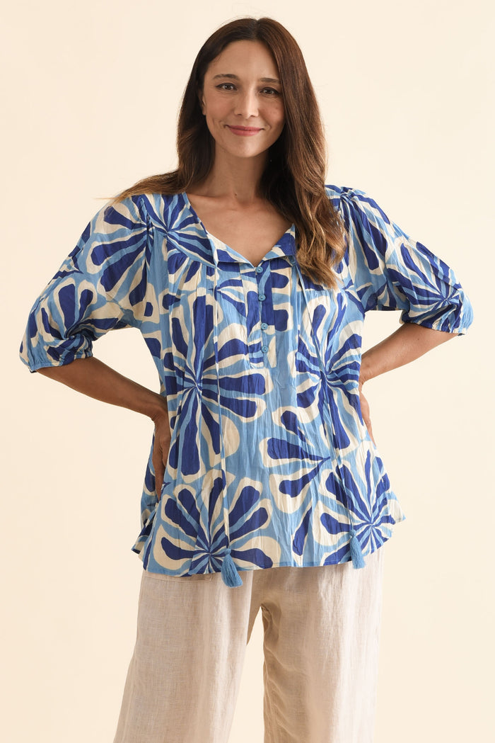 Claris Blue Daisy Crinkle Cotton Top,Brunette model,alt text|model:Cara