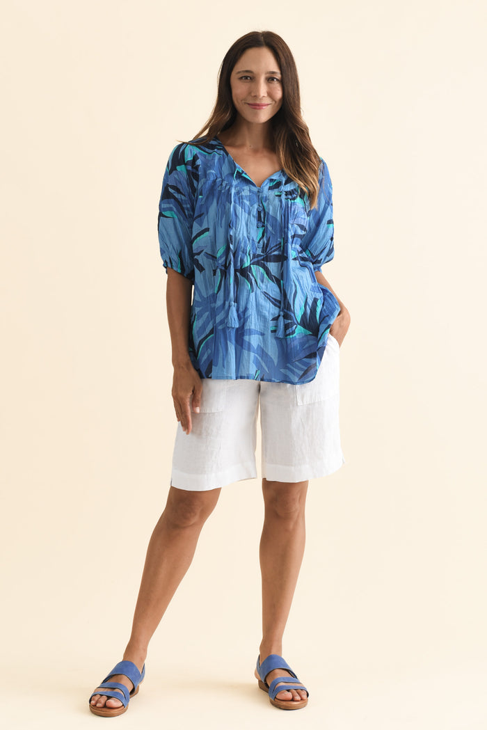 Claris Blue Leaf Crinkle Cotton Top,Brunette model,alt text|model:Cara