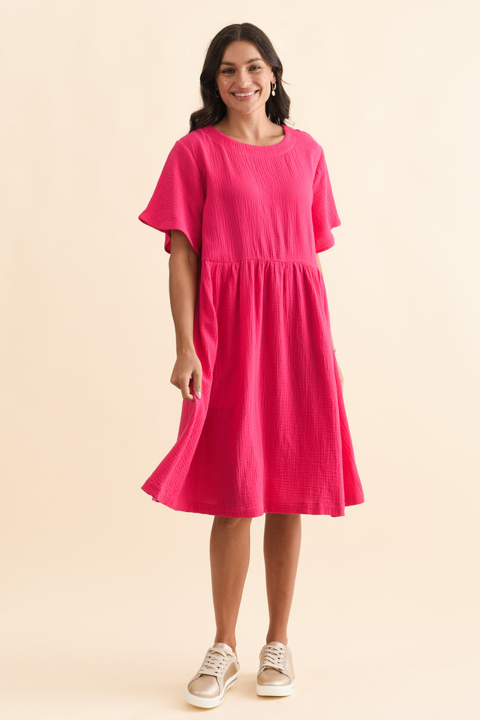Cloud Gauze Pink Cotton Pocket Dress,Brunette model,alt text|model:Brontie