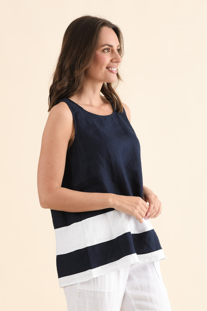 Cobie Navy Contrast Linen Top,Side,Brunette model,alt text|model:MJ