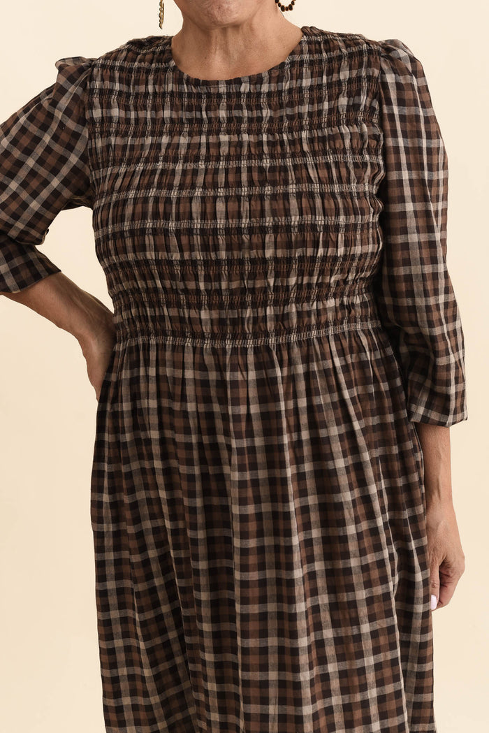 Coco Chocolate Check Cotton Dress,Detail,Brunette model,alt text|model:Pilita