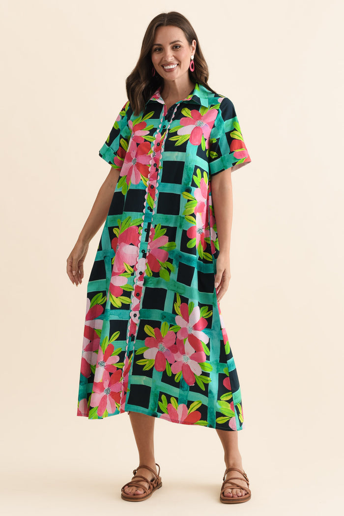 Como Pink Bloom Cotton Dress,Brunette model,alt text|model:MJ