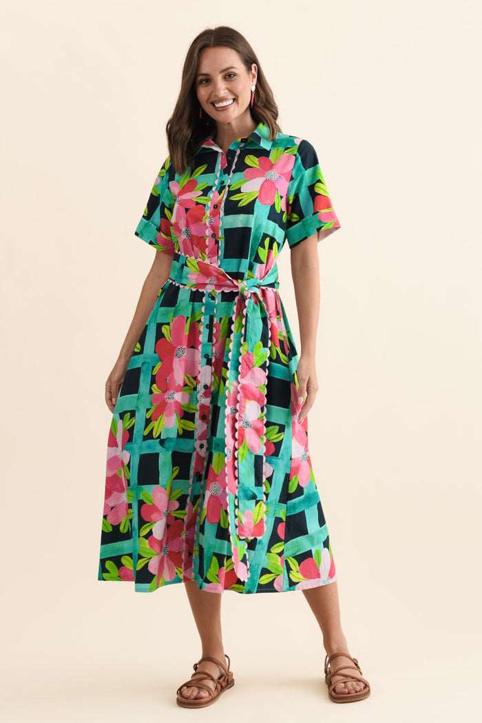 Como Pink Bloom Cotton Dress,Brunette model,alt text|model:MJ