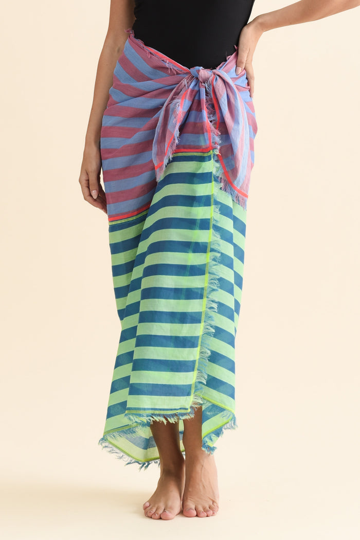 Cosmos Blue Stripe Cotton Sarong,Brunette model,alt text|model:MJ