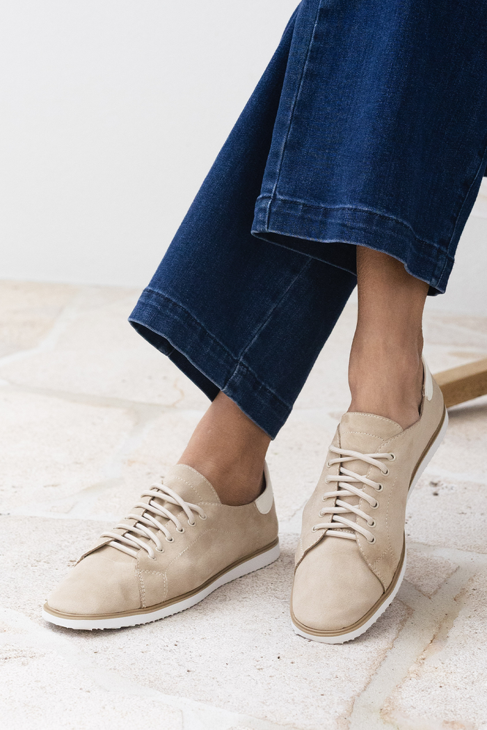 Cuavella Sand Suede Sneaker, Lifestyle