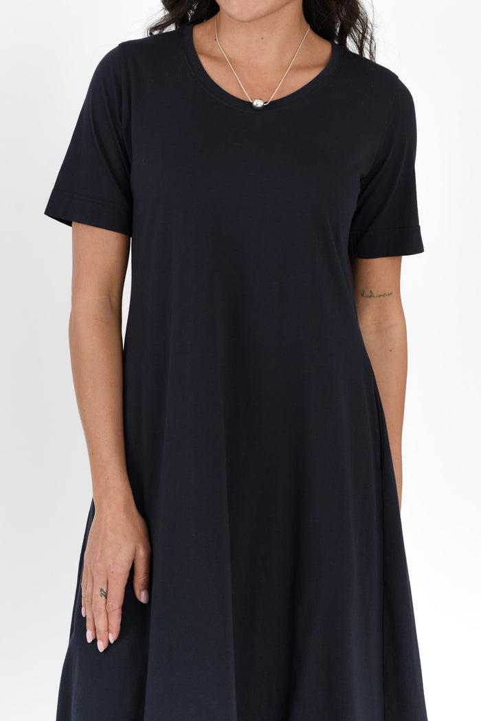 Cynthia Navy Cotton Tee Dress,Brunette model,alt text|model:Brontie