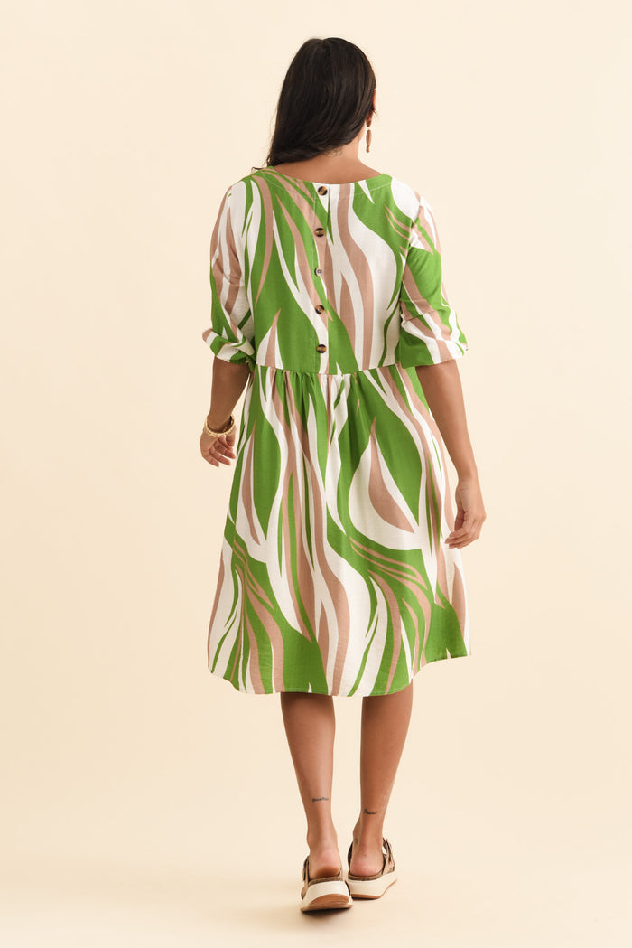 Cyrus Green Marble Cotton Blend Dress,Brunette model,alt text|model:Brontie