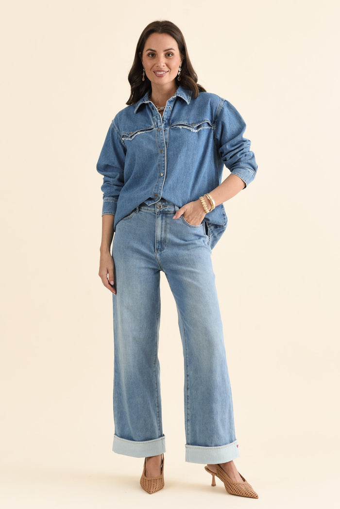 Deb Mid Blue Denim Wide Leg Jeans,brunette model,Full Outfit,alt text|model:MJ