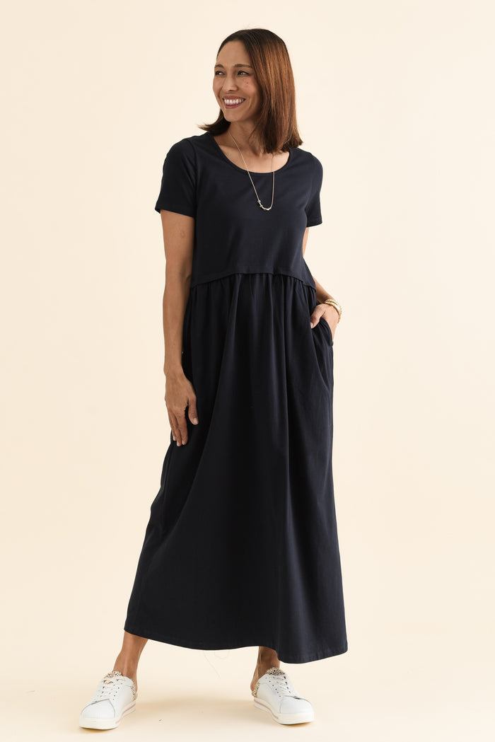 Deidra Navy Cotton Pocket Dress,Full Body,Brunette model,alt text|model:Cara