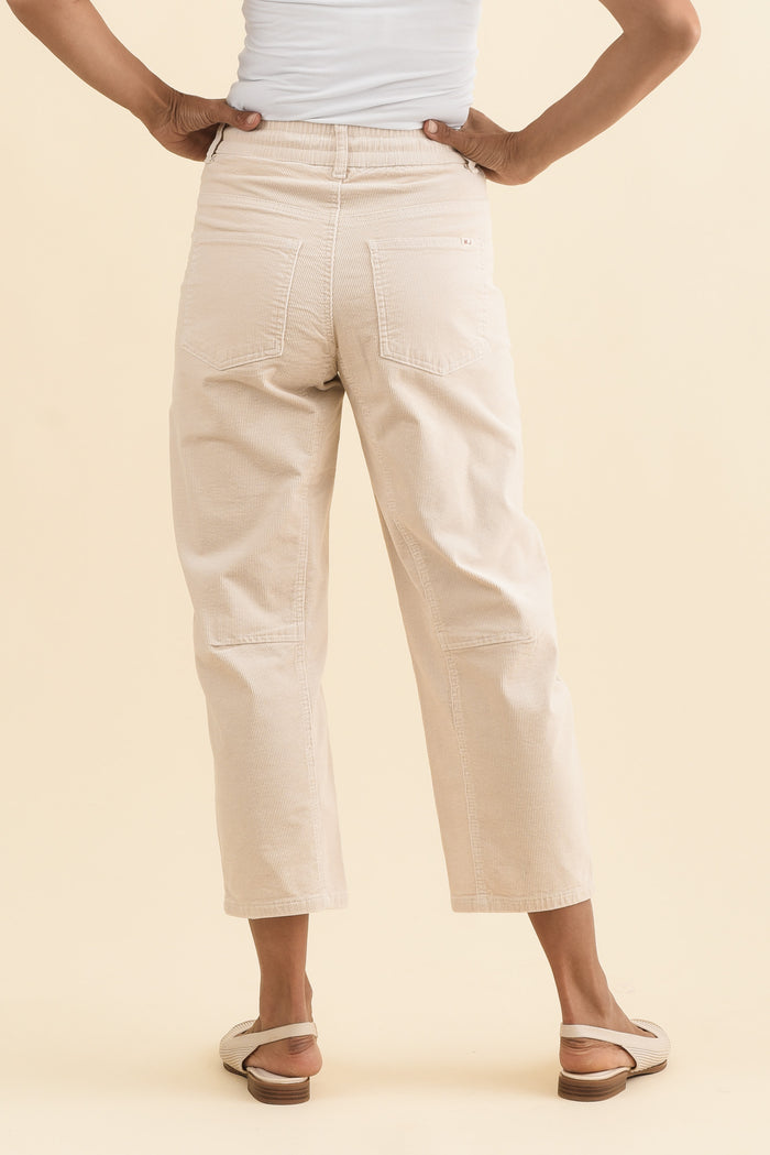 Denny Cream Corduroy Barrel Jeans,Brunette model,alt text|model:Cara
