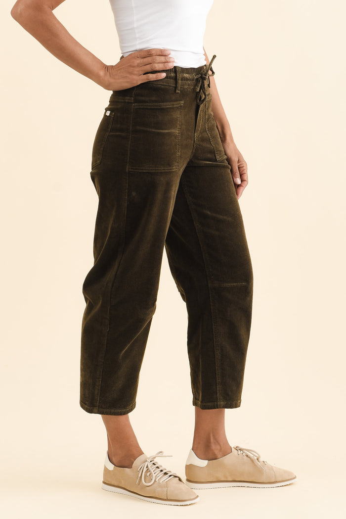 Denny Dark Green Corduroy Barrel Jeans,Brunette model,alt text|model:Cara