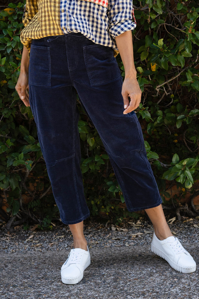 Denny Navy Corduroy Barrel Jeans,Lifestyle