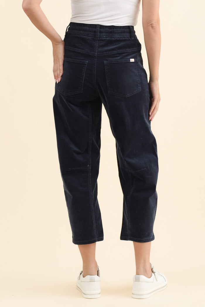 Denny Navy Corduroy Barrel Jeans,Brunette model,alt text|model:MJ