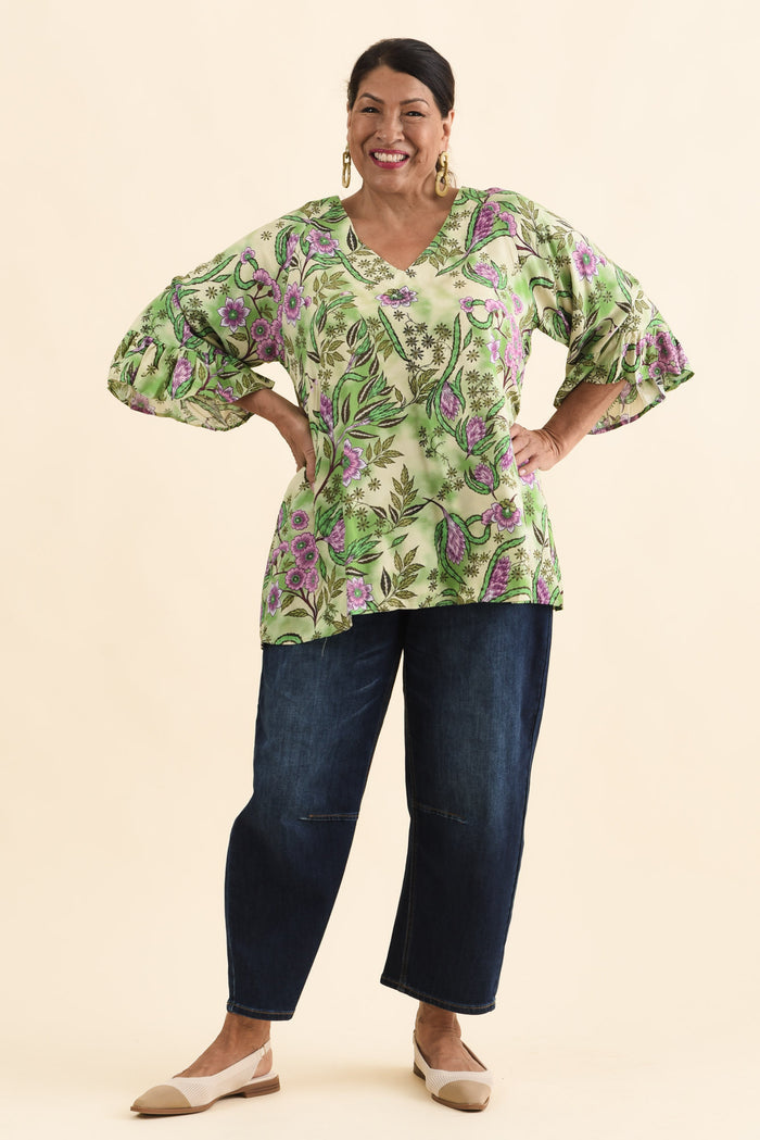 Diona Green Garden Frill Sleeve Top,Brunette model,alt text|model:Pilita