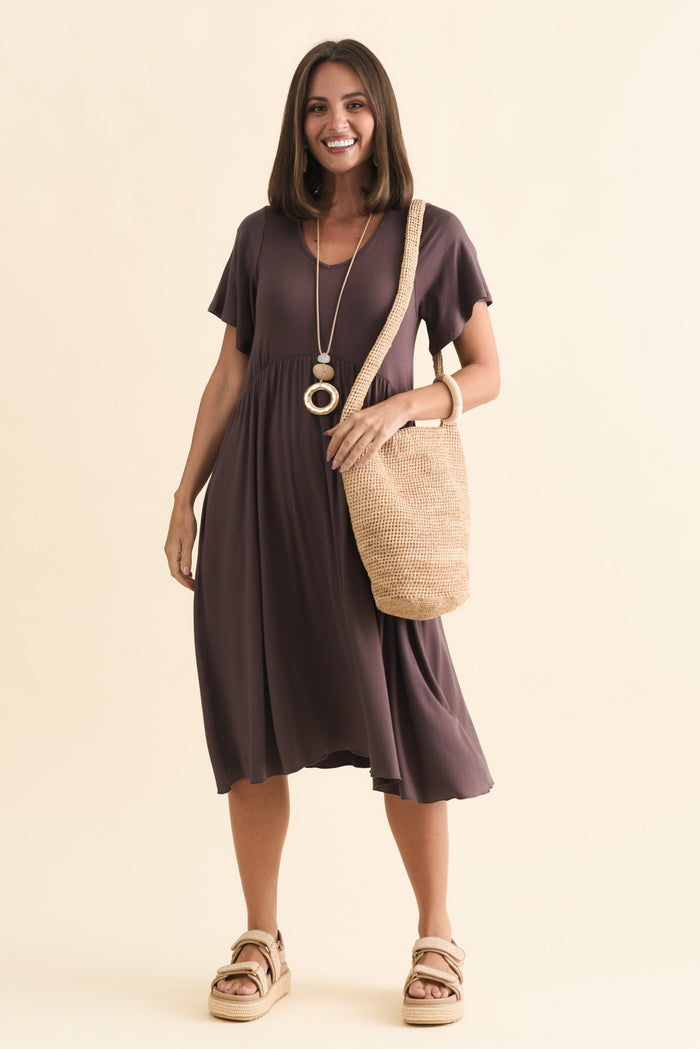 Donna Brown Gathered Dress,Brunette model,alt text|model:MJ