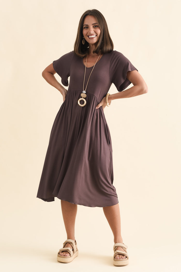 Donna Brown Gathered Dress,Brunette model,alt text|model:MJ