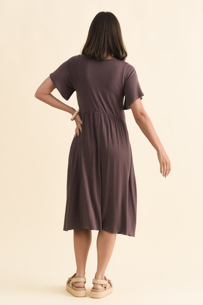 Donna Brown Gathered Dress,Brunette model,alt text|model:MJ