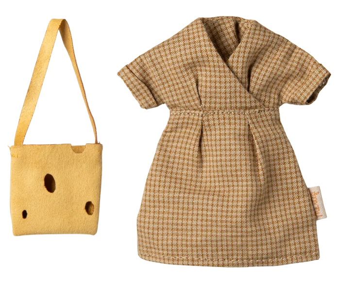 Dress and Cheese Bag, Mum Mouse