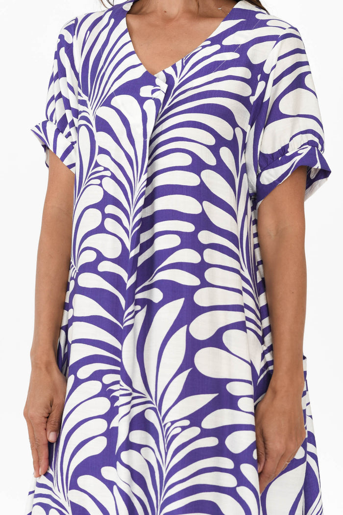 Dulce Blue Swirl Pocket Dress,Brunette model,alt text|model:Cara