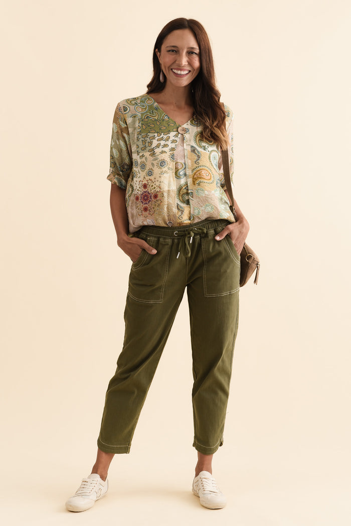 Eliana Olive Cotton Stretch Jeans,Brunette model,alt text|model:Cara