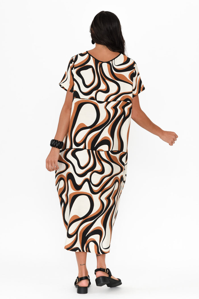 Elinda Brown Swirl Pocket Dress,Brunette model,alt text|model:Brontie
