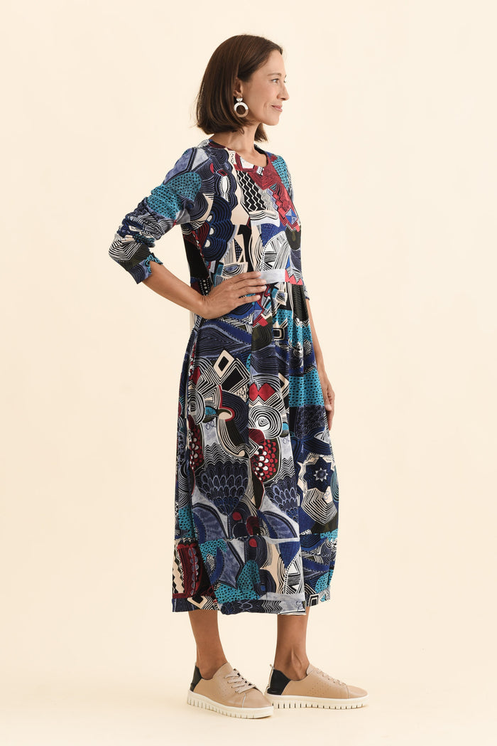 Estie Blue Abstract Pocket Midi Dress,Brunette model,alt text|model:Cara