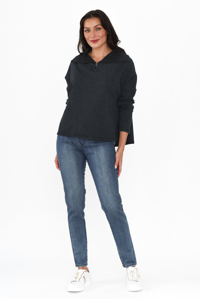 Etna Black Half Zip Sweatshirt,Brunette model,alt text|model:Brontie