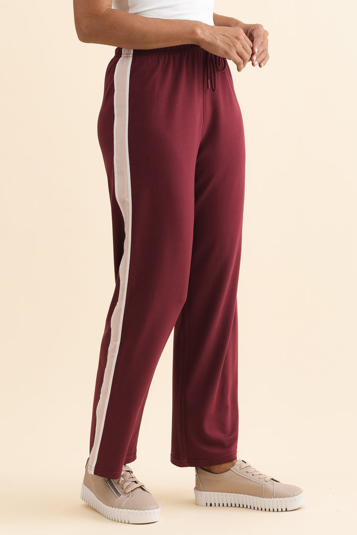 Evelyn Burgundy Contrast Trim Pants,Brunette model,alt text|model:Cara