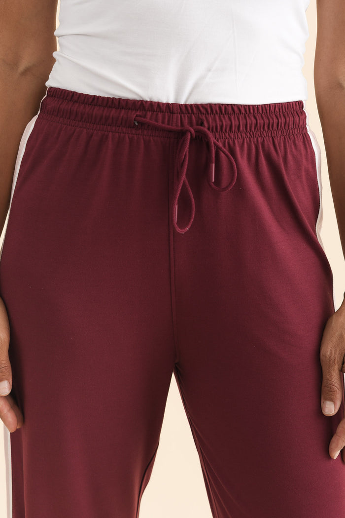 Evelyn Burgundy Contrast Trim Pants,Brunette model,alt text|model:Cara