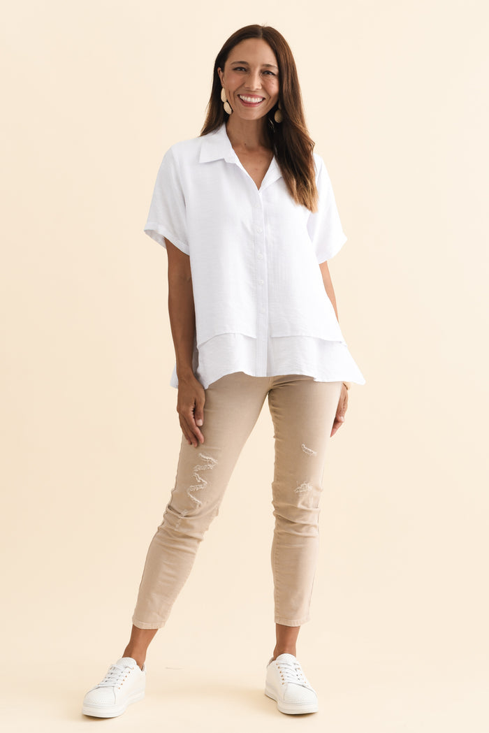 Ezra White Layered Top,Brunette model,alt text|model:Cara