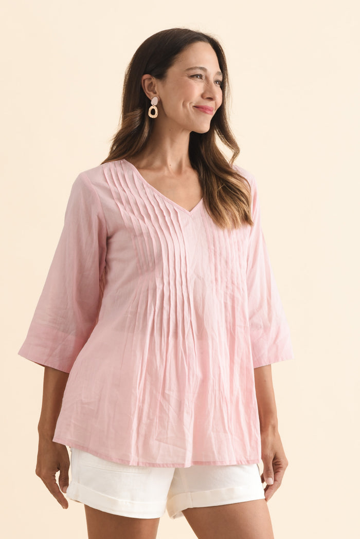 Fia Blush Sleeved Crinkle Cotton Top,Brunette model,alt text|model:Cara