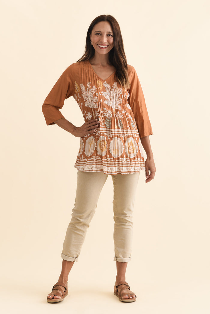 Fia Brown Beach Sleeved Crinkle Cotton Top,Brunette model,alt text|model:Cara