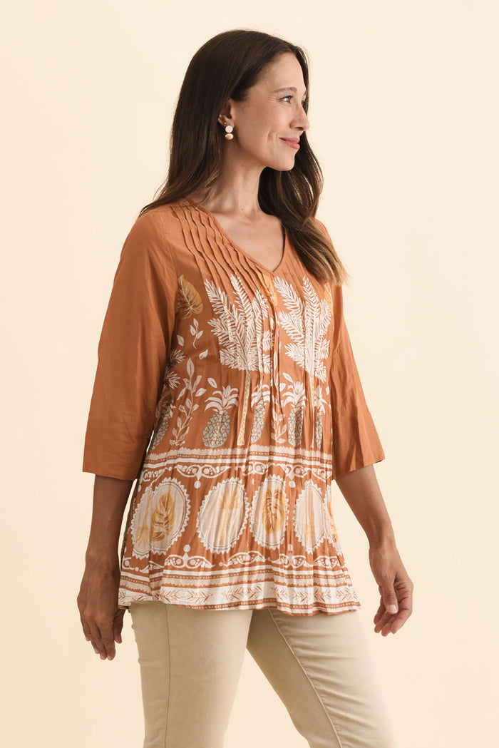 Fia Brown Beach Sleeved Crinkle Cotton Top,Brunette model,alt text|model:Cara