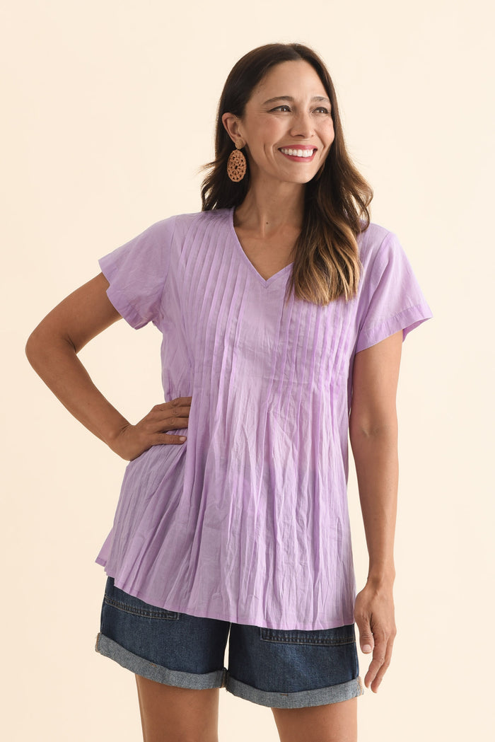 Fia Lilac Crinkle Cotton Top,Brunette model,alt text|model:Cara
