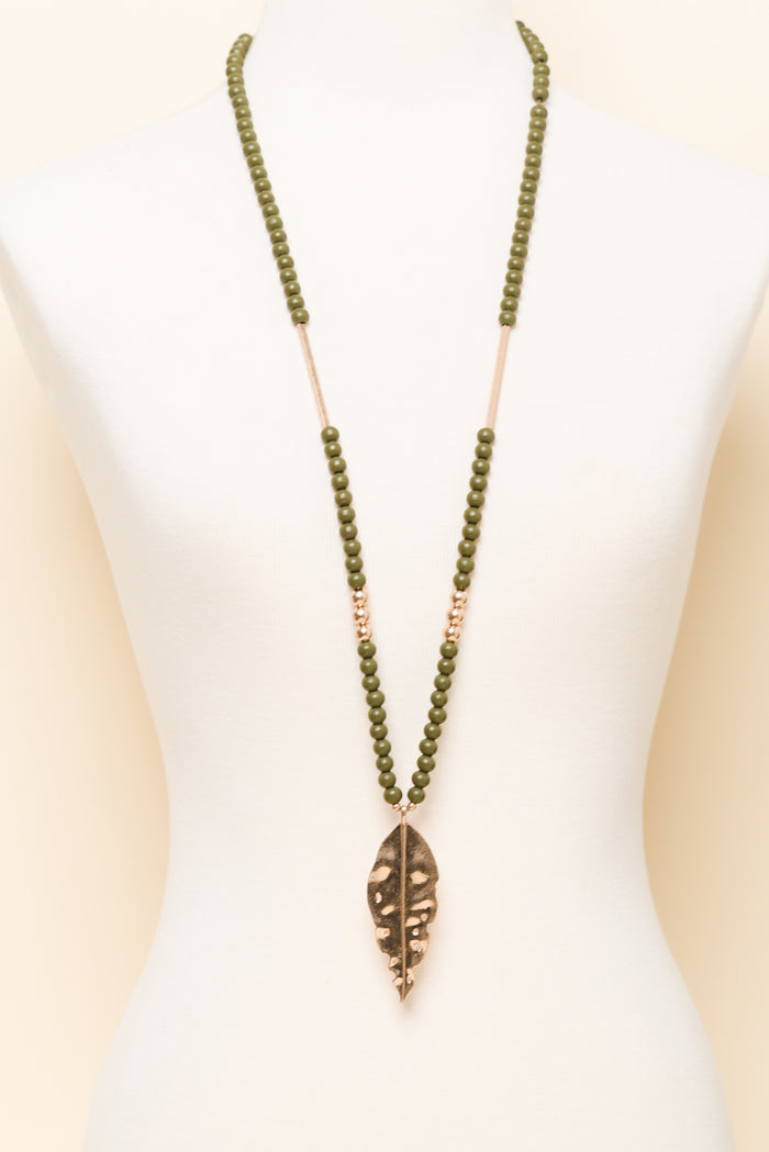 Fidan Green Leaf Pendant Necklace