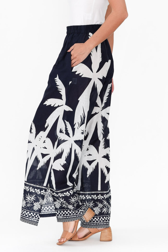Fly Away Navy Palm Cotton Pants,Brunette model,alt text|model:MJ