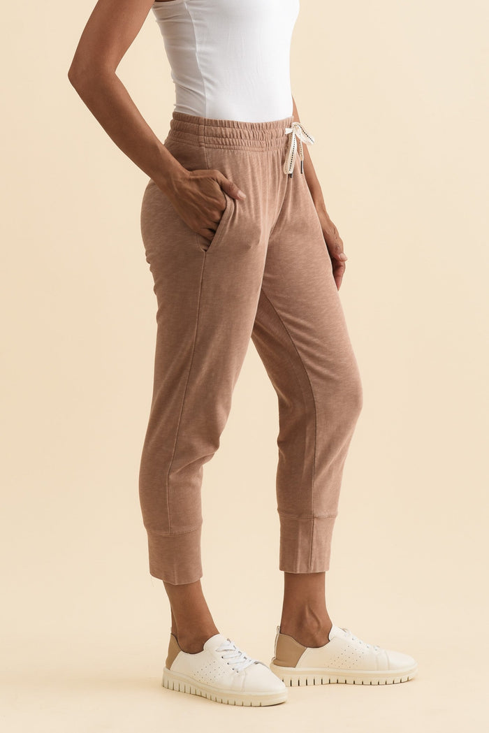 Fundamental Brunch Mocha Cotton Sweatpants,Brunette model,alt text|model:Cara