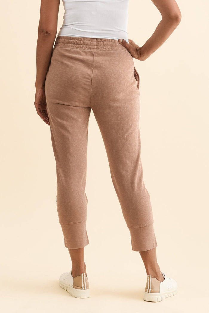 Fundamental Brunch Mocha Cotton Sweatpants,Brunette model,alt text|model:Cara