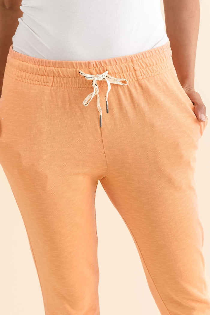 Fundamental Brunch Peach Cotton Sweatpants,Detail,Brunette model,alt text|model:Cara