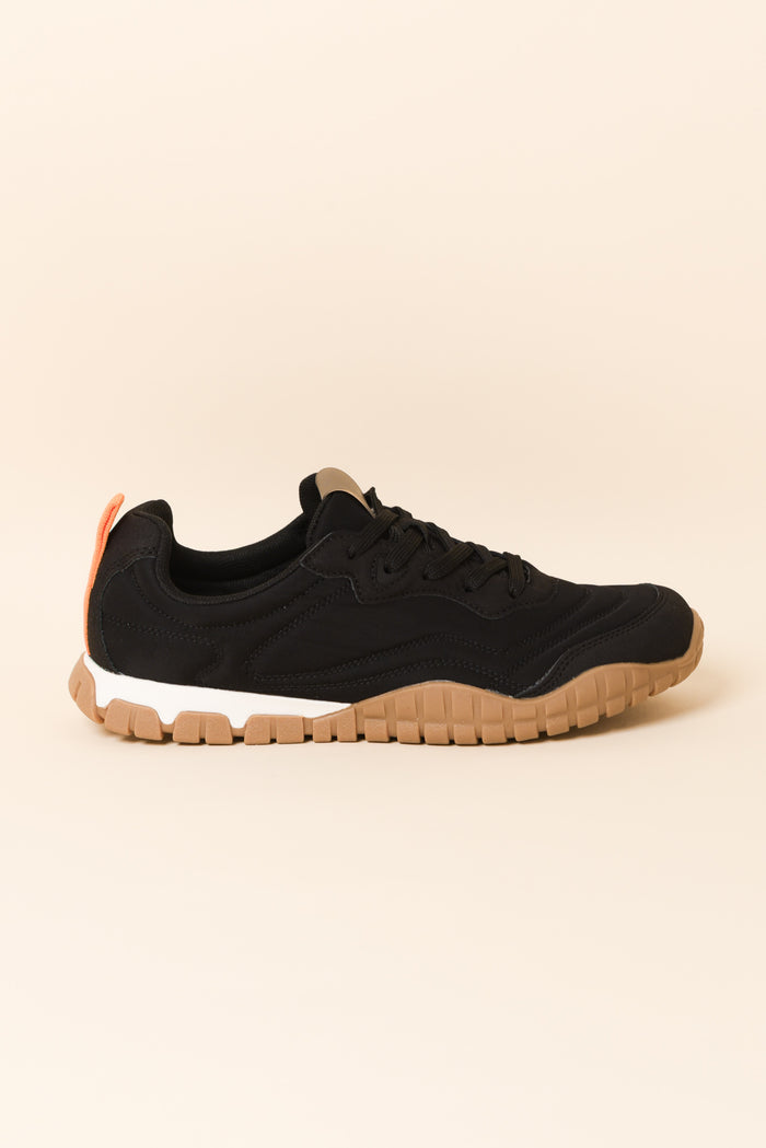 Grana Black Sneaker