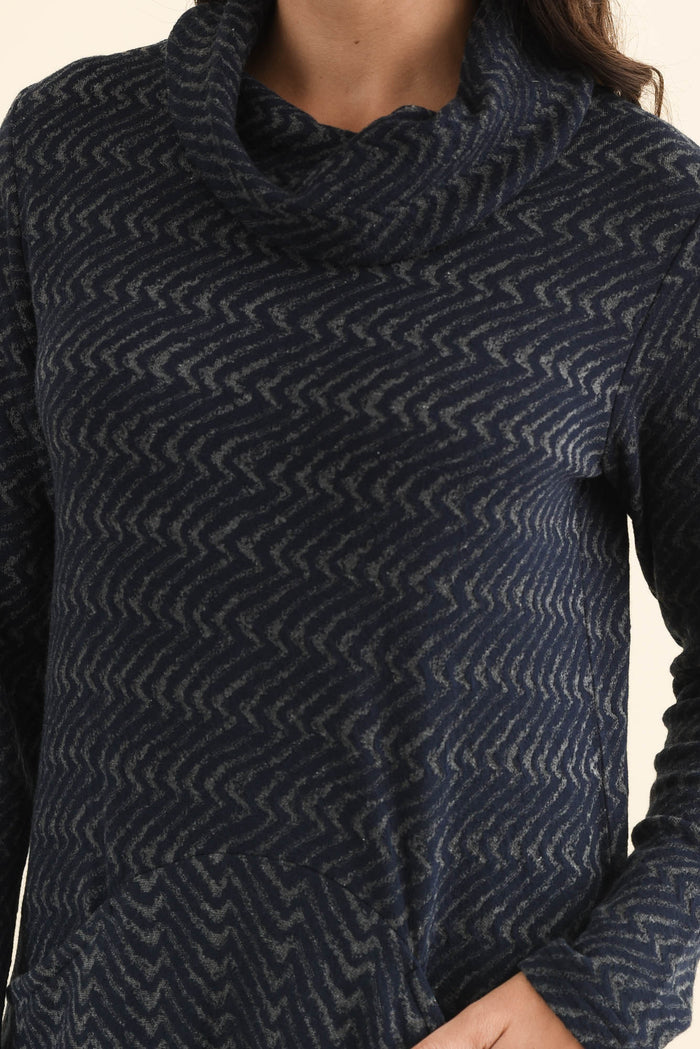 Grenadine Navy Cotton Knit Dress,Brunette model,alt text|model:Brontie