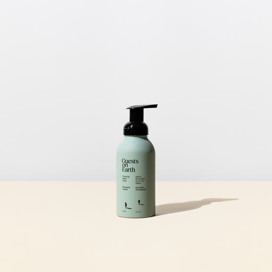 GUESTS ON EARTH Foaming Hand Soap Full-Woodlands