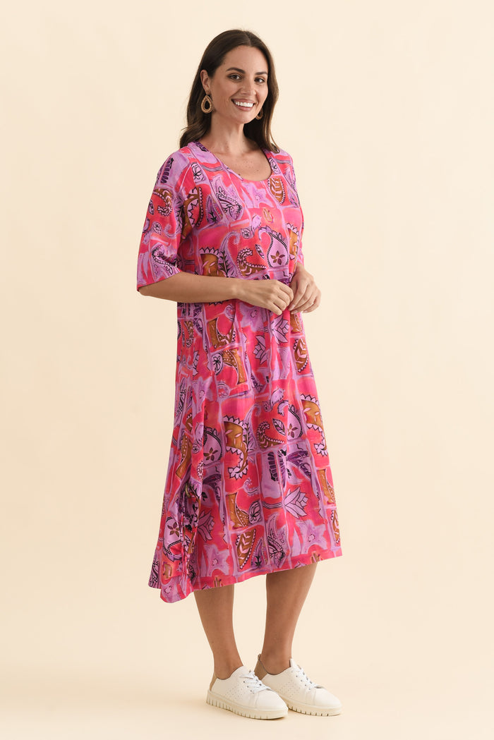 Hailee Pink Paisley Linen Cotton Dress,Brunette model,alt text|model:MJ