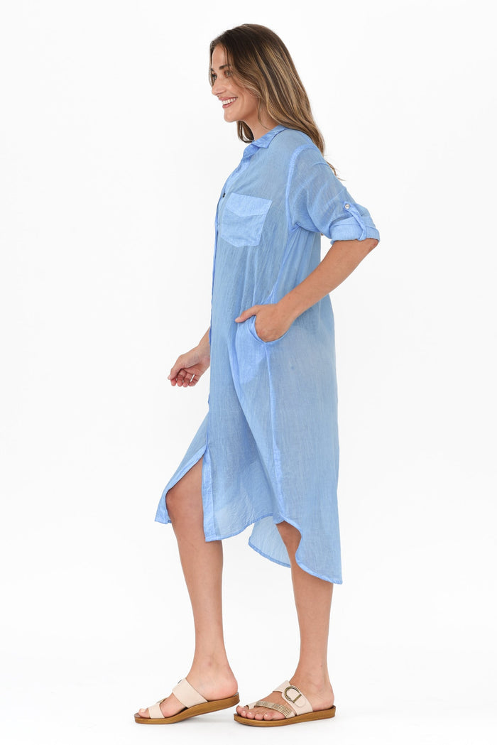 Hailey Blue Cotton Button Kaftan,Brunette model,alt text|model:Johanna