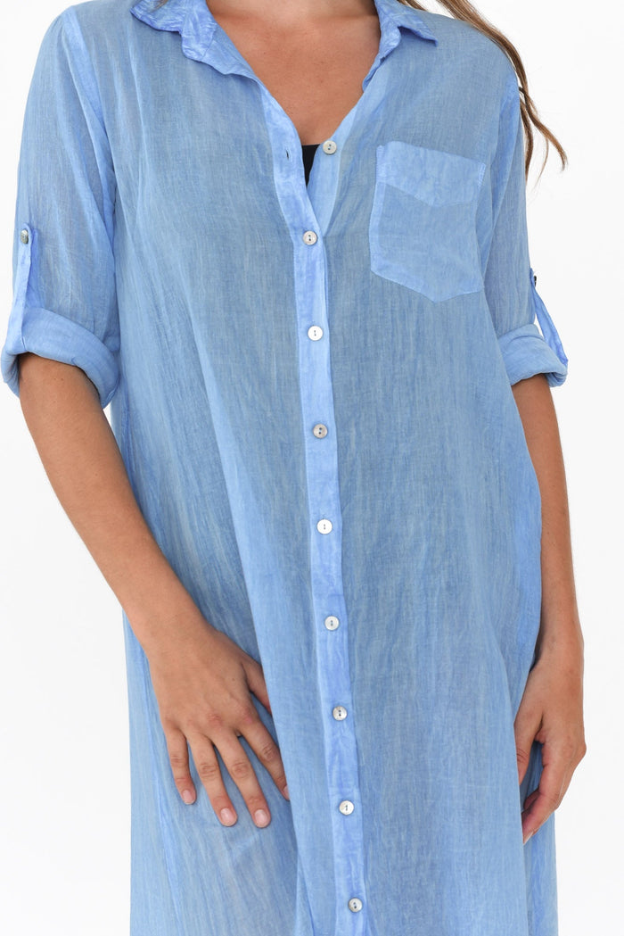Hailey Blue Cotton Button Kaftan,Brunette model,alt text|model:Johanna