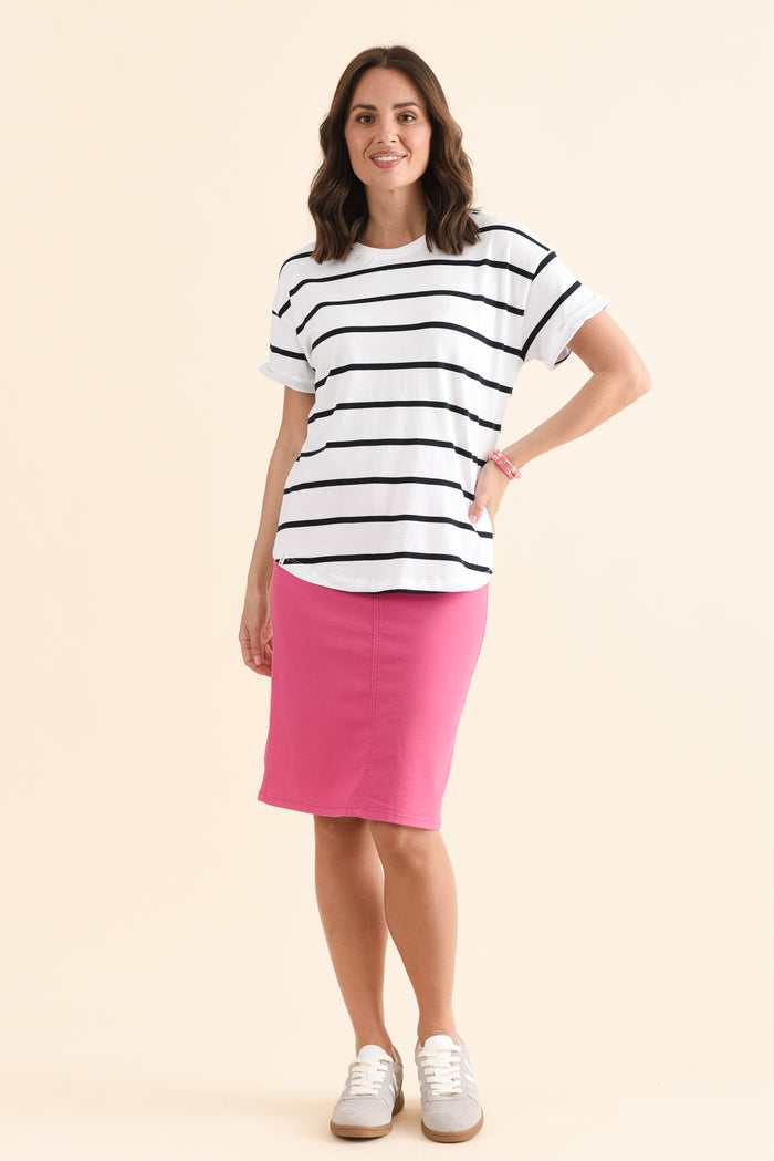 Halli White Stripe Cotton Tee,Full Body,Brunette model,alt text|model:MJ