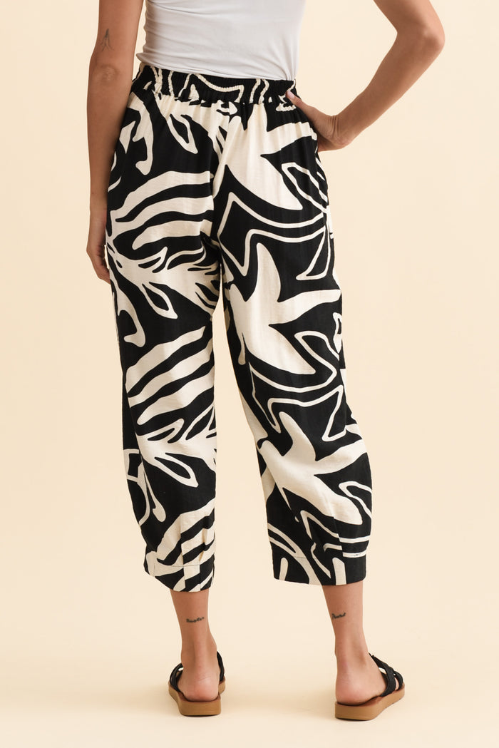 Hallie Black Palm Pocket Pants,Brunette model,alt text|model:Brontie